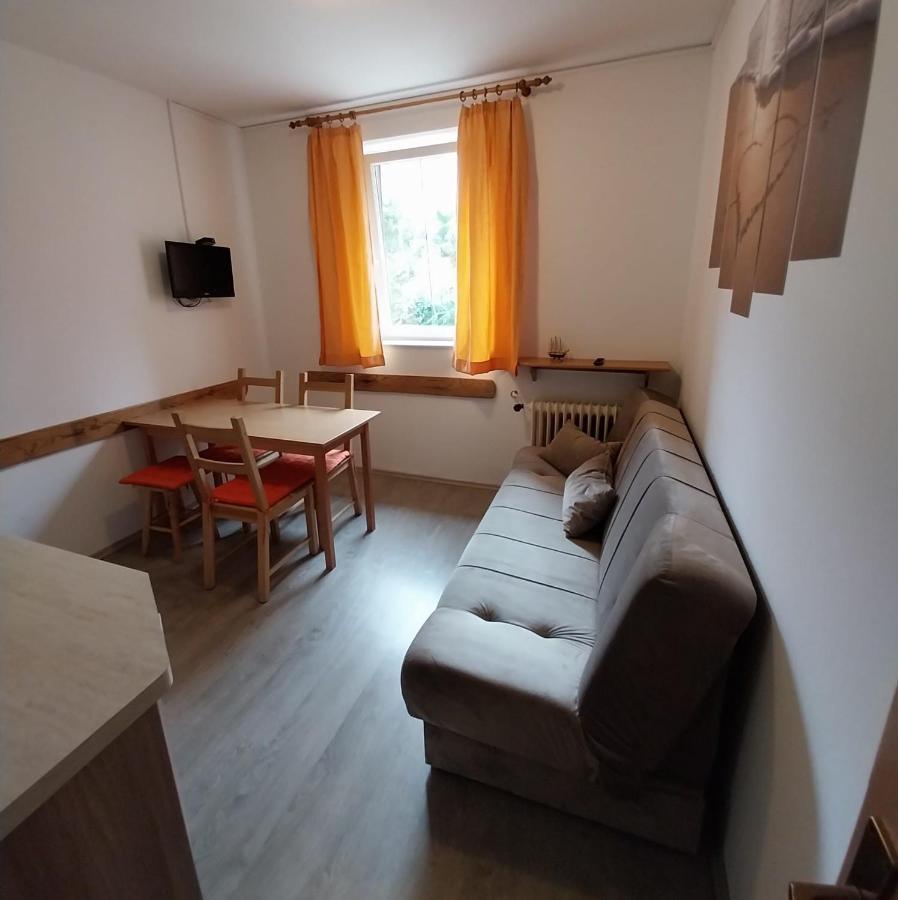 Apartmaji Pri Bosi Nogi Изола Экстерьер фото